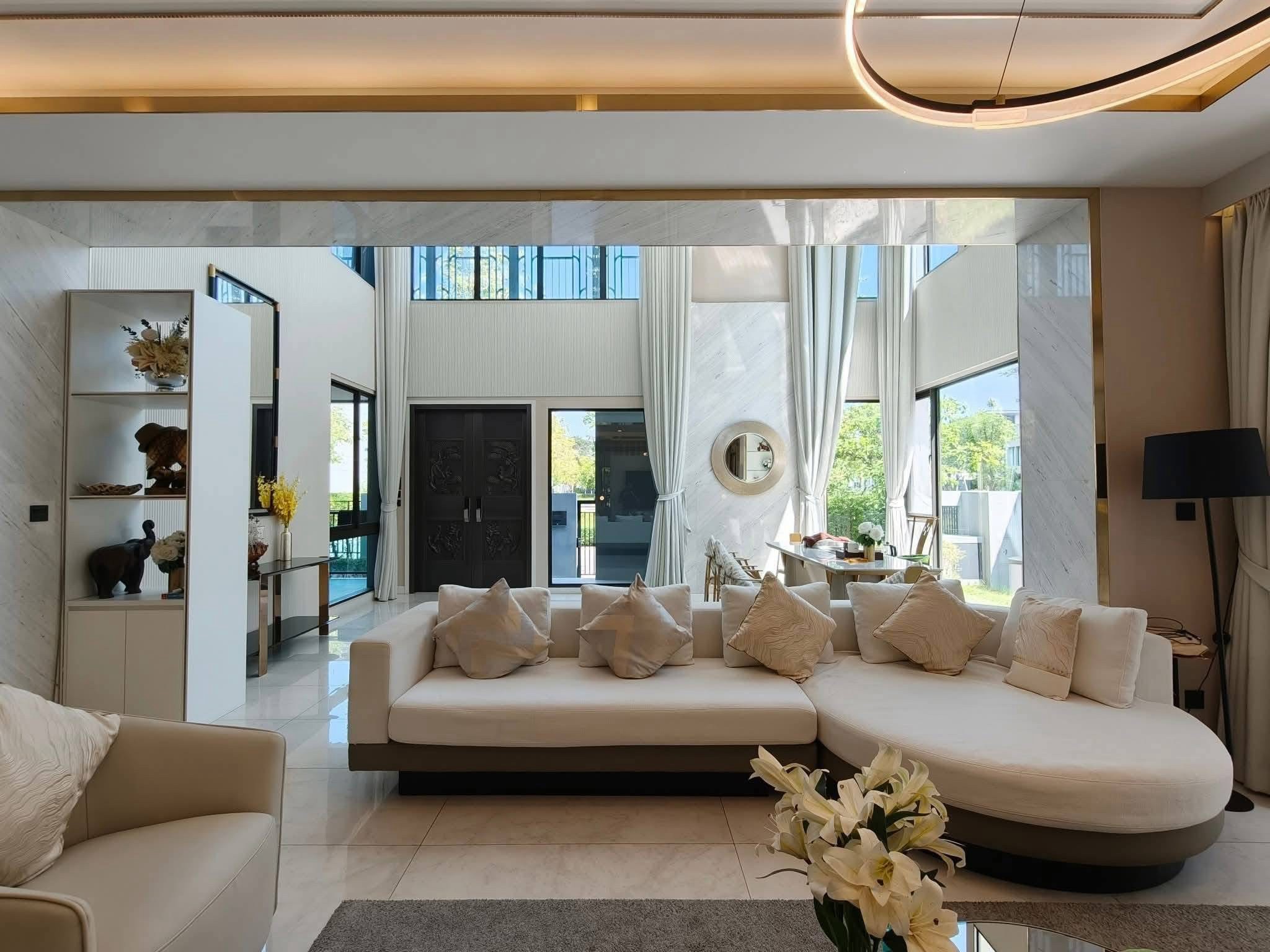 Grand Bangkok Boulevard East Rama 9 - image 4