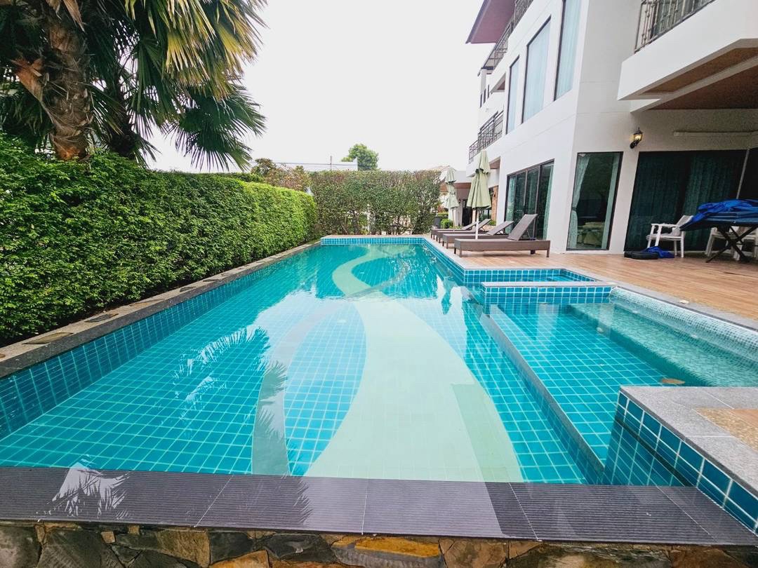 Masterpiece Rama 9｜Luxury House for Rent - image 3