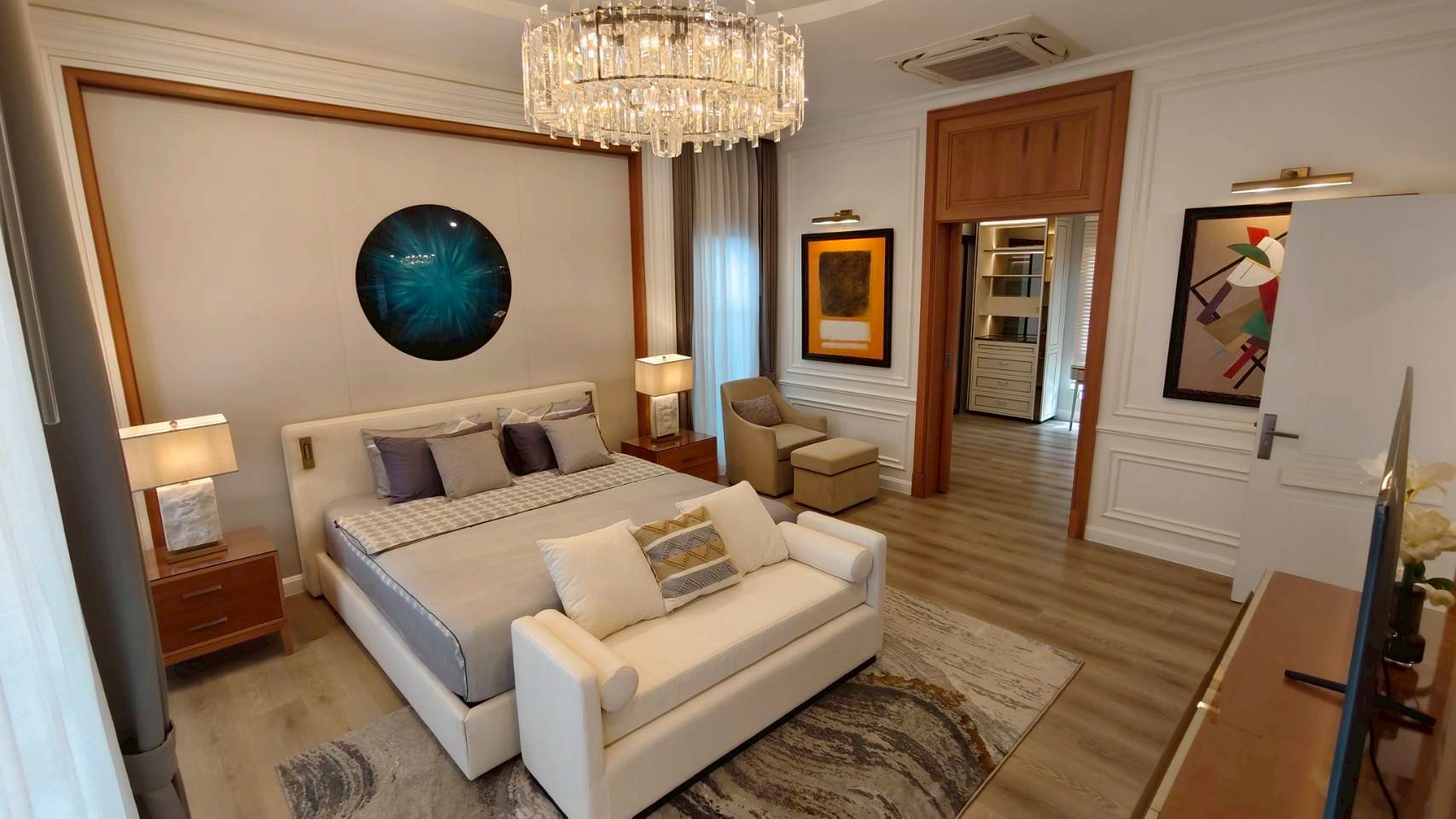 ��� Modern Luxury – Elegant, Sophisticated, and Contemporary ✨ - 15