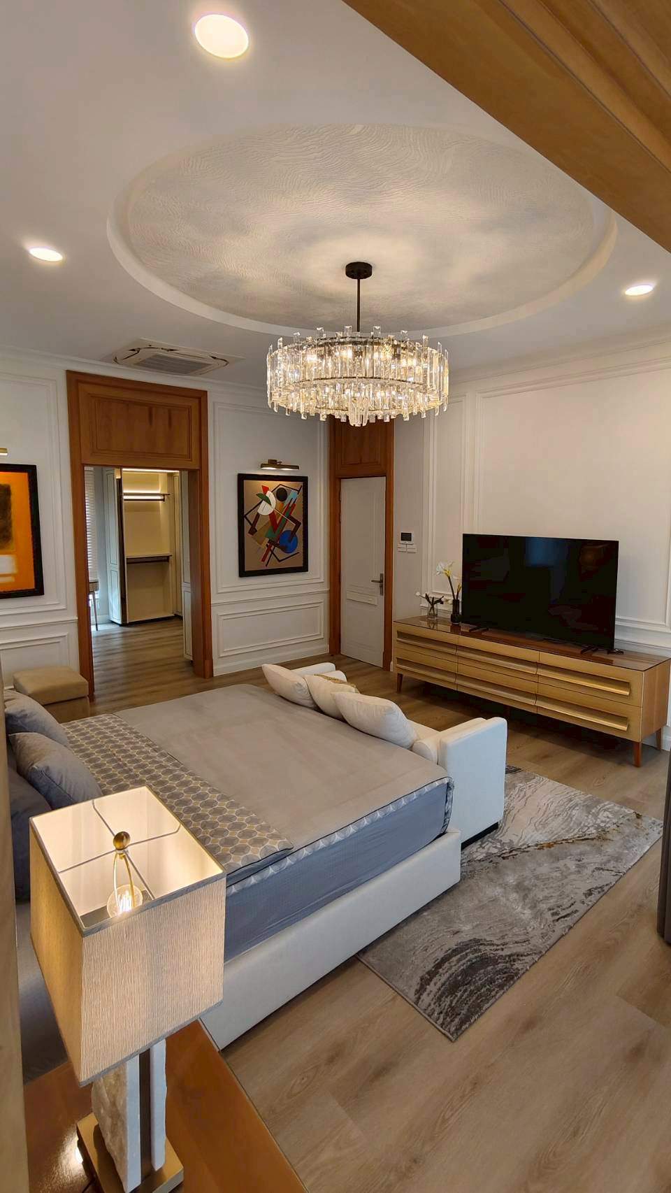 ��� Modern Luxury – Elegant, Sophisticated, and Contemporary ✨ - 10