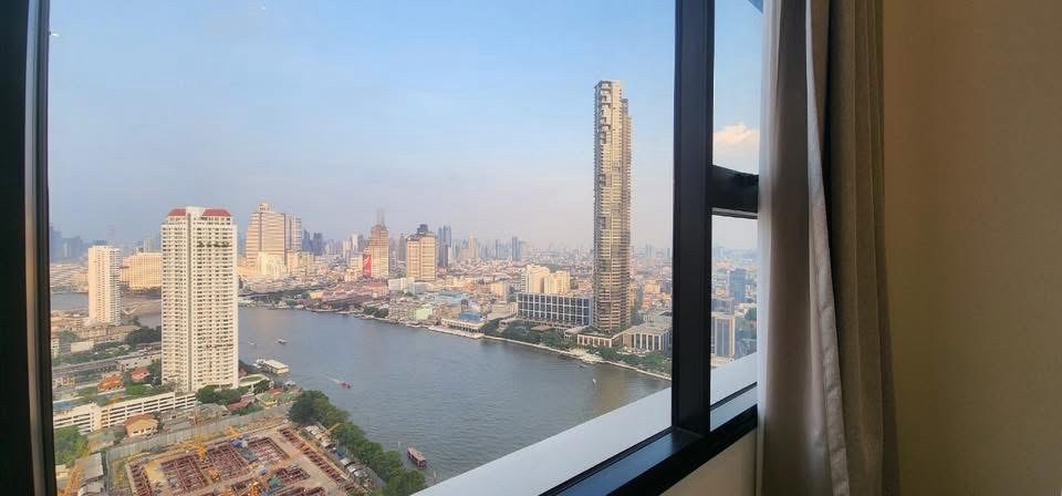 Chapter Charoennakhorn-Riverside - 14