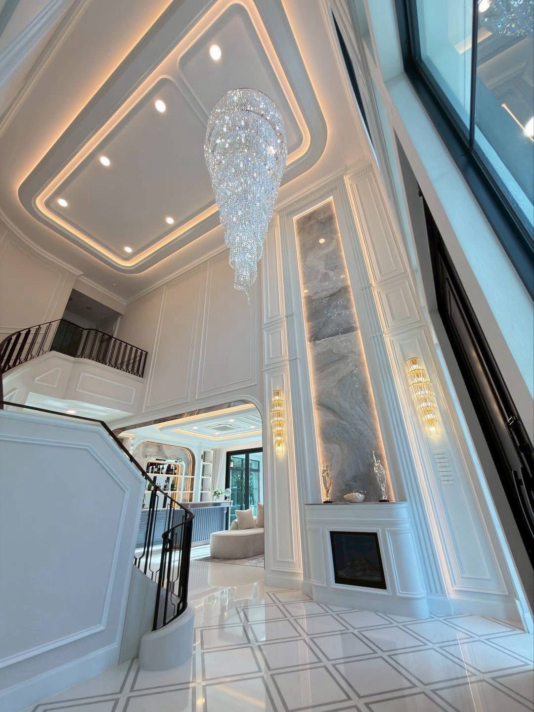 Ultra Luxury Residence in Bangna - image 2