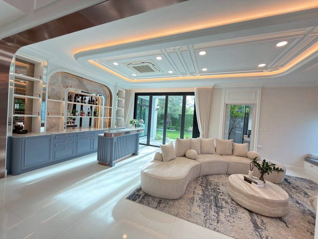 Ultra Luxury Residence in Bangna - image 5